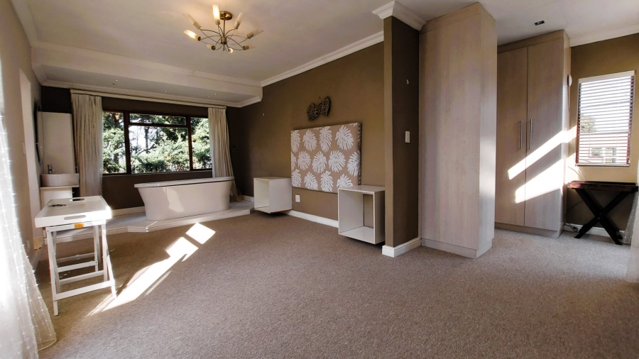 9 Bedroom Property for Sale in Montclair Western Cape